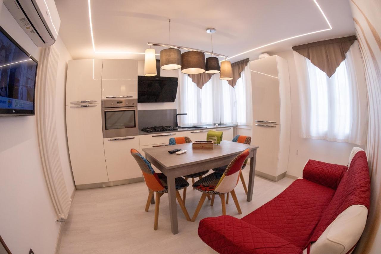 Appartamento Vale Mare Vista Canale คิออกเจีย ภายนอก รูปภาพ